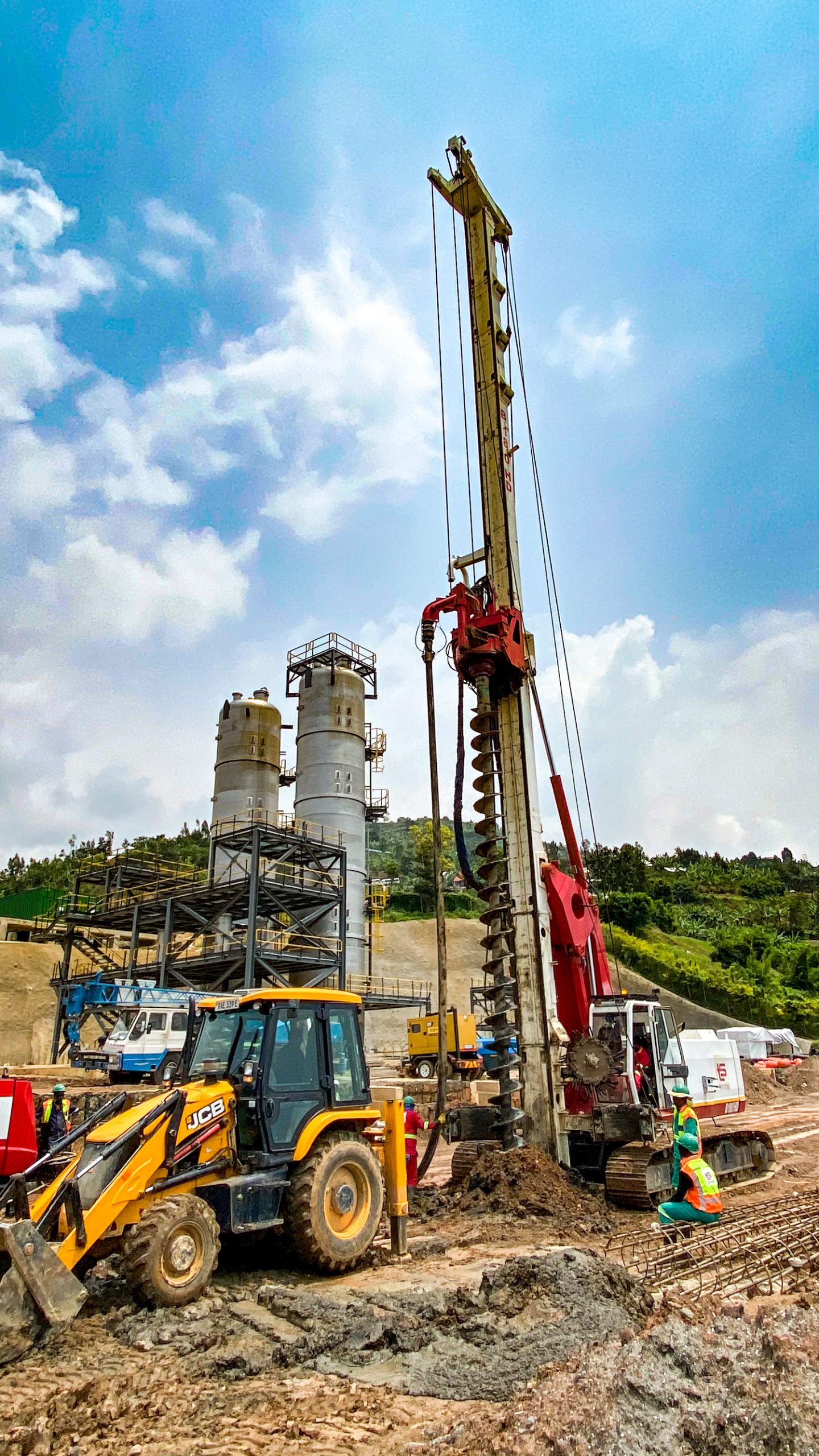Secant piling to Methane Gas Plant 1